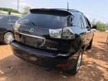 A picture of distress Rx330 2005 Untempered engine Accident free 3 5m 08146673841