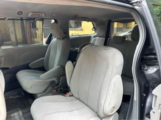 A picture of Reg 2011 Toyota Siena