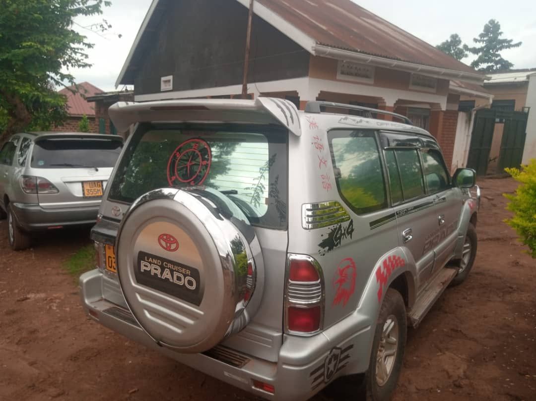 A picture of Toyota Land Cruiser prado