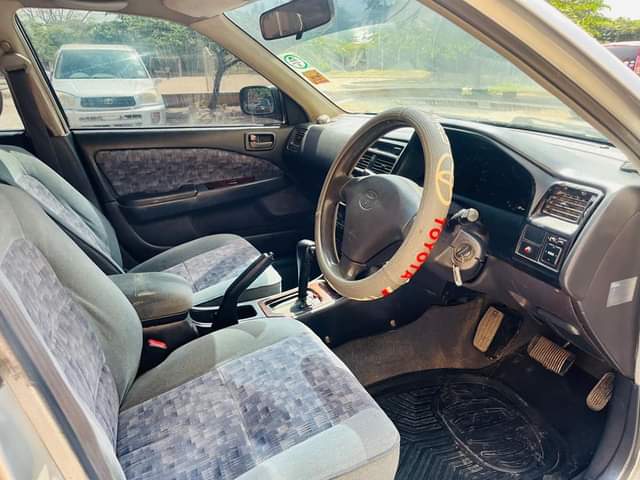 A picture of TOYOTA CARINA PRICE BEI 8 5M 0654351510