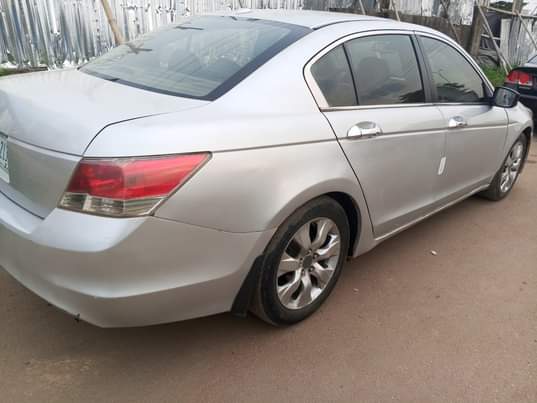 A picture of Sweet awoof sales 2008 Honda Accord neatly painted chilling AC