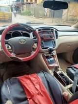 A picture of INSPECTED AND CERTIFIED DEAL TOYOTA HIGHLANDER 2006 ON BELT HYBRID