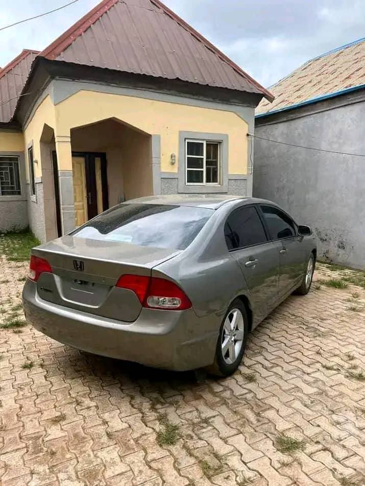 A picture of Honda Civic 2008 model