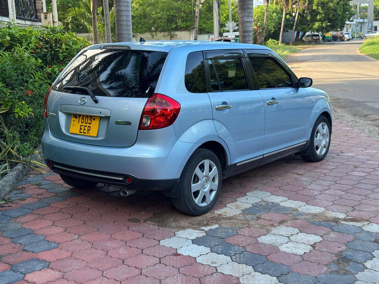 A picture of MAZDA VERISA INAUZWA PRICE 14.8MLS CALL O693468835 