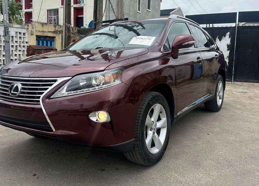 A picture of 2013 LEXUS RX350 foreign used full option Price 27 million