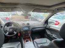A picture of ML500 2008