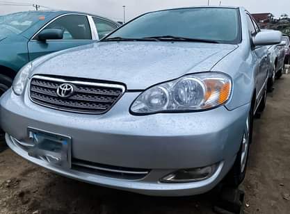 A picture of TOYOTA COROLLA 2005 TOKS STANDARD