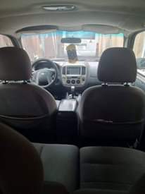 A picture of 2005 Ford Escape XLS