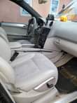 A picture of 2005 Benz ML500