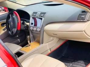 A picture of Brand TOYOTA Model CAMRY Year 2010 Transmission Automatic Price 3