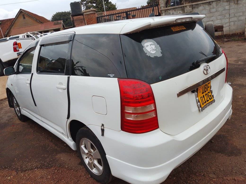 A picture of Toyota wish