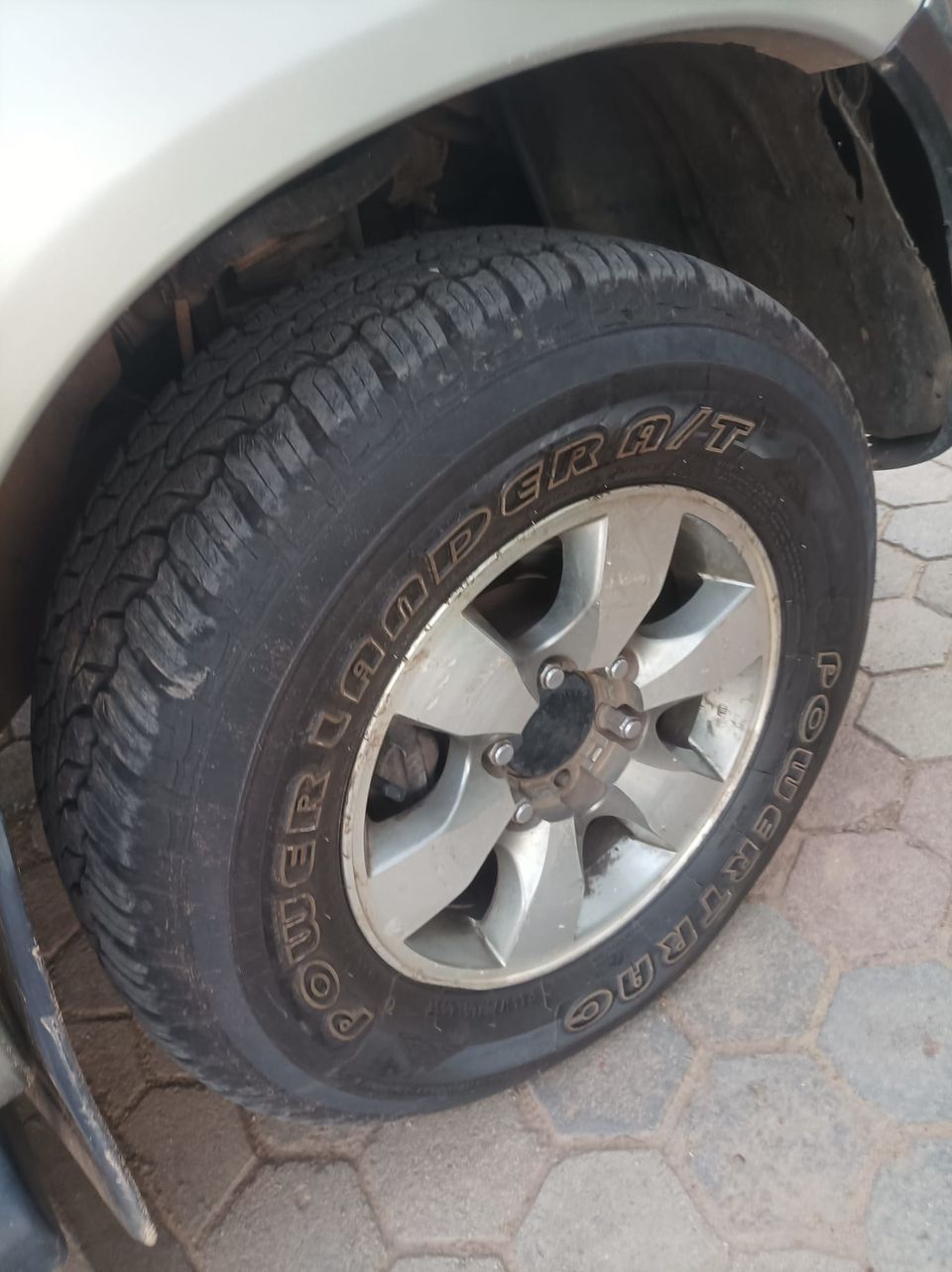 used toyota fortuner