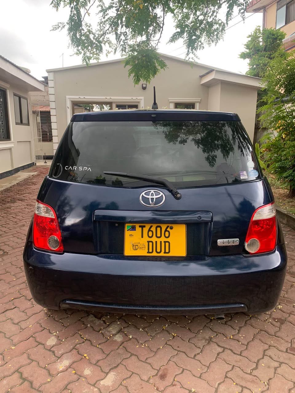 used toyota ist