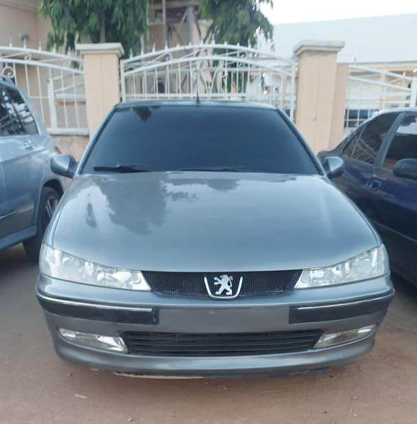 A picture of Sari sari Belgium standard Peugeot 406 full 2004 modal buy