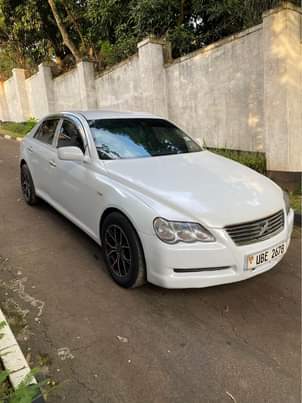 A picture of MARK X FOR SALE. CALL 0701057114 0761990442.