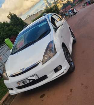 A picture of Toyota wish