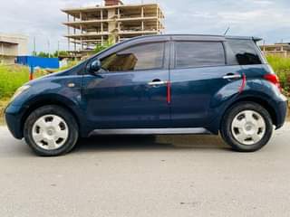 A picture of Toyota ist