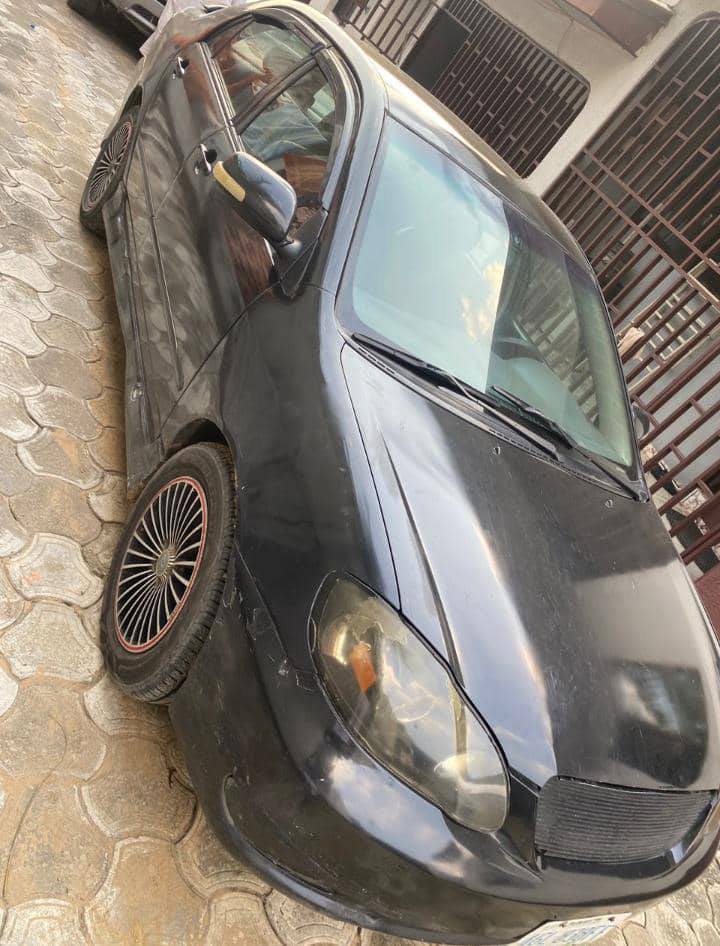 A picture of DISTRESS SALE CLEAN 2004 TOYOTA COROLLA PRICE 2 950M SETTLES