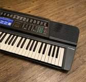 A picture of Casio ct 655 keyboard piano