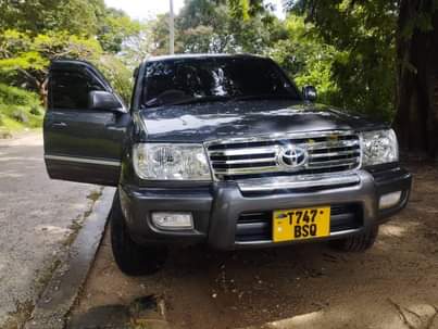 A picture of LAND CRUISER AMAZON CALL ME ON 0789675638 0711850036