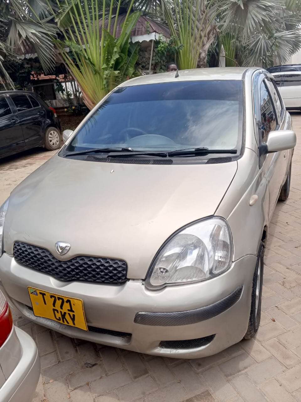 A picture of TOYOTA VITZ Price 5 5M engine 2sz Cc1290 Full Ac