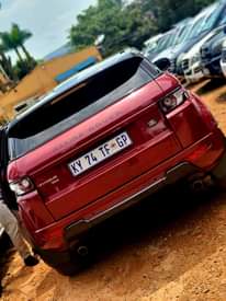 A picture of Range rover evoque model 2012