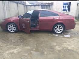 A picture of Lexus es350 everything is Belgium standard engine quiet gear very