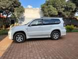 A picture of Toyota landcruiser tx