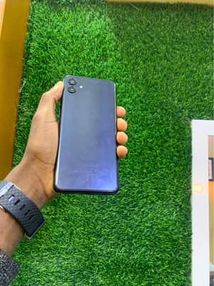 A picture of Samsung a04 gb 64 ram 4