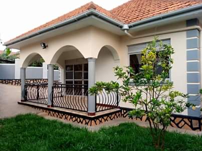 A picture of House for sale in Kurambiro