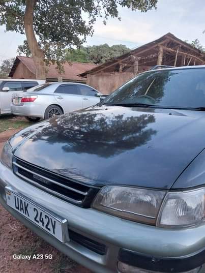 A picture of Toyota Caldina For sale 6.5m Contact 0788294123 0701691009