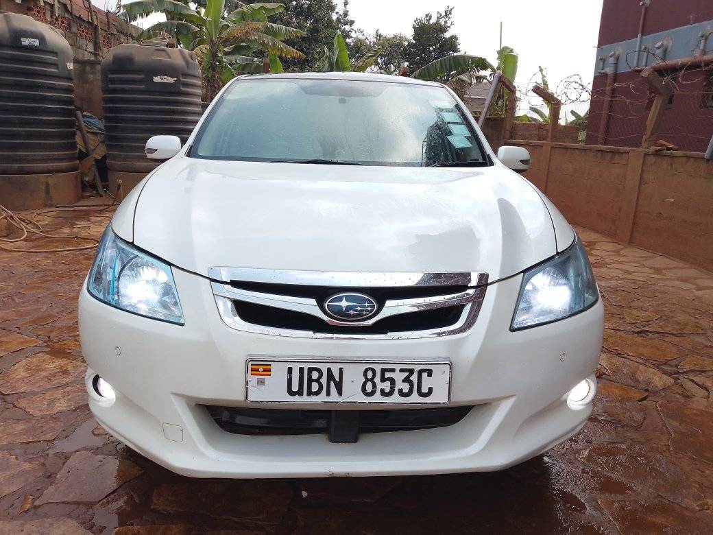 A picture of Subaru exiga