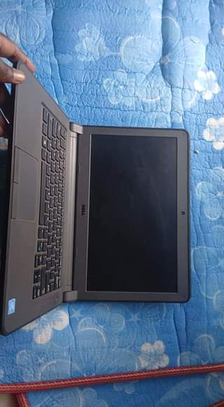 A picture of Dell Laptop