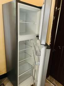 A picture of Nahama nauza gitu vyangu vya ndani kitanda na godoro vyote