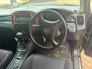 A picture of TOYOTA KLUGGER
