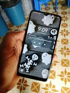 A picture of SAMSUNG