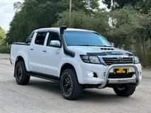 used toyota hilux