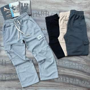 A picture of Cargo Pants