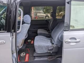 A picture of Toyota Noah