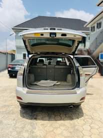 A picture of Lexus RX 350