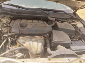 A picture of 2009 Camry venza engine in super pristine condition Price 5
