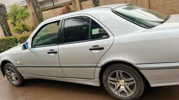 A picture of Mercedes Benz c200 13m