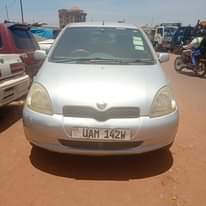 A picture of Vitz on sale with 1.3cc engine