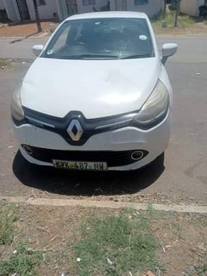 Buhle S.
