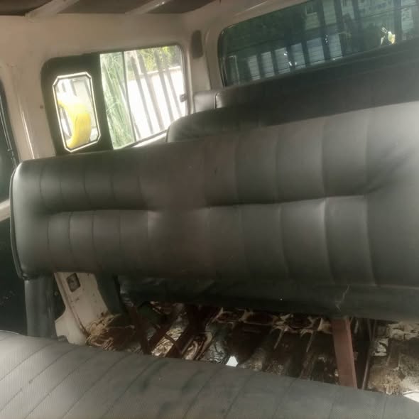 A picture of Nissan Hummer Bus