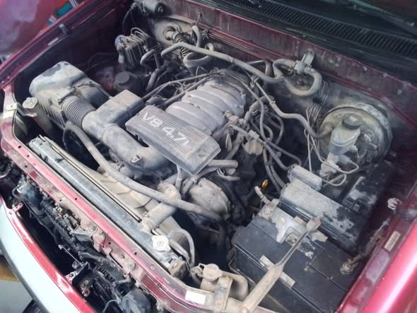 A picture of Toyota Sequoia Engine and gear working perfectly Dm 07015227957