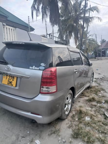 A picture of Toyota Wish New Model DML
