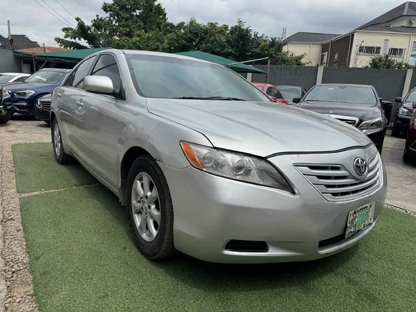 A picture of 2009 Toyota Camry LE