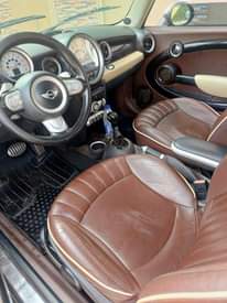 A picture of 2010 Mini Cooper club man keyless untempered engine and gear