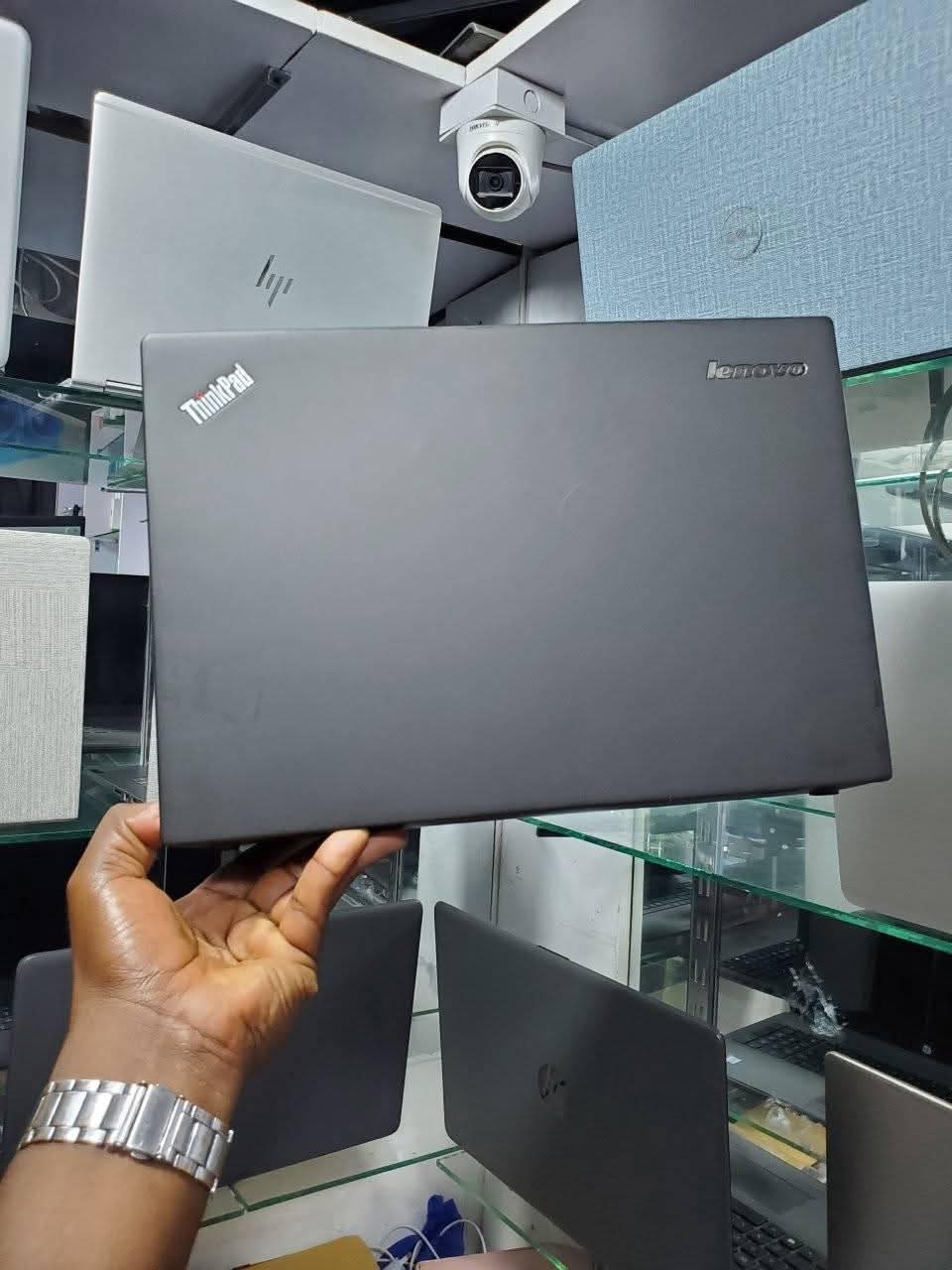 A picture of Lenovo Think pad x1 Carbon